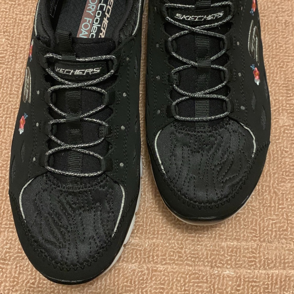 Sketchers Walkers
